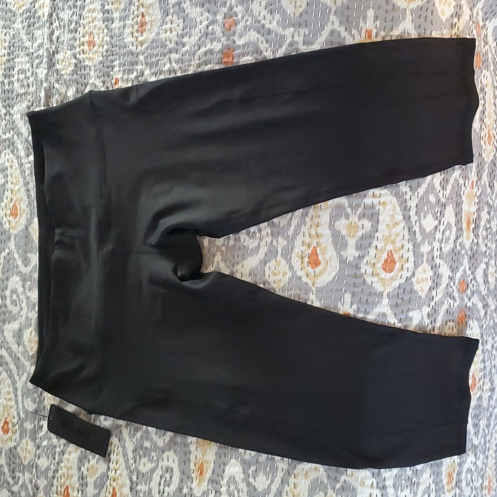 ODODOS black compression workout capris XL BNWT